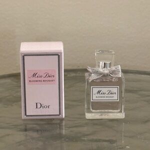 Miss Dior Blooming Bouquet